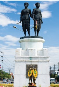 อนุสาวรีย์ท้าวเทพกระษัตรี-ท้าวศรีสุนทร