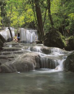 น้ำตกเอราวัณ อุทยานแห่งชาติเอราวัณ จังหวัดกาญจนบุรี